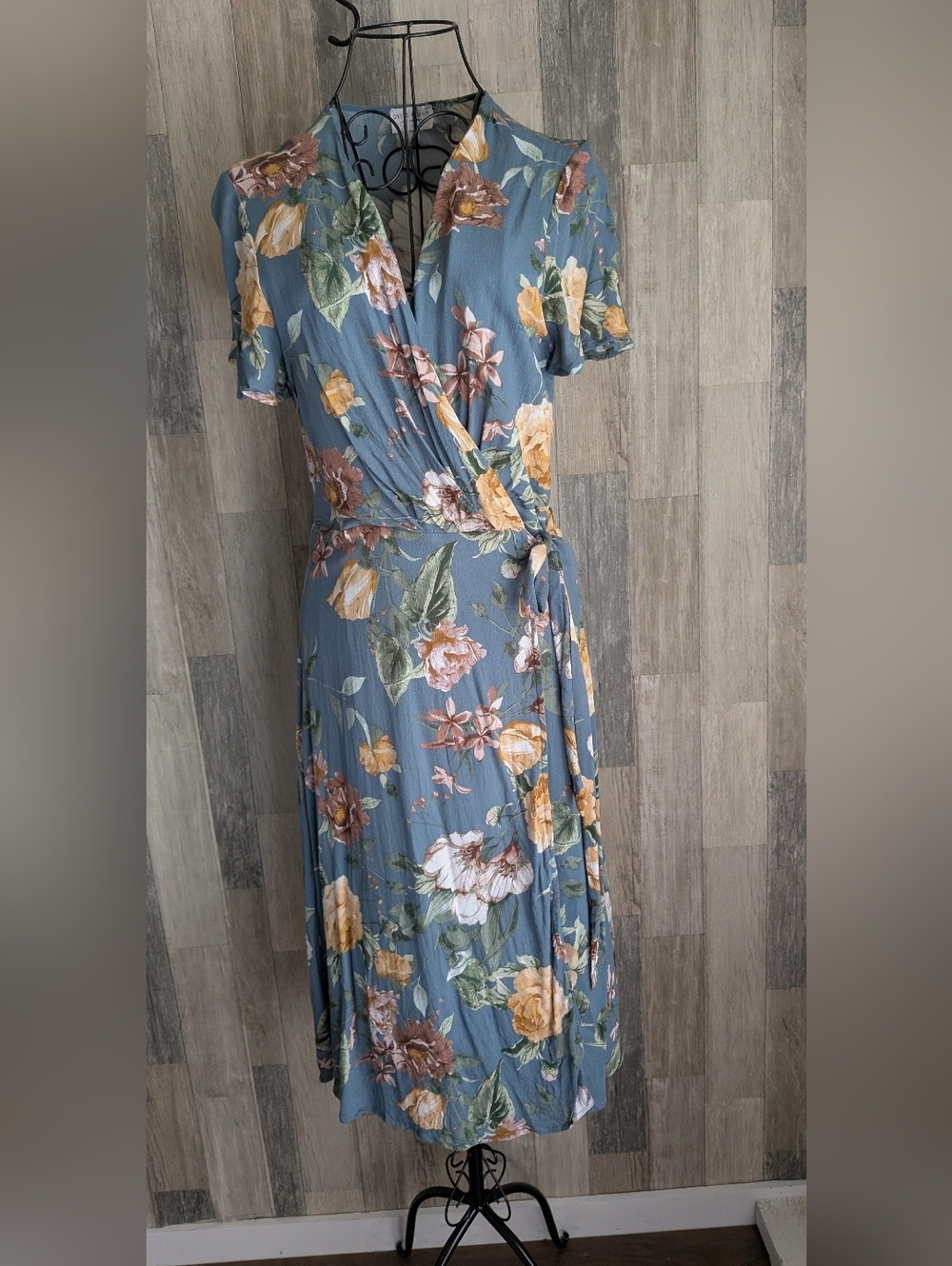 Dress Forum Wrap Midi Dress